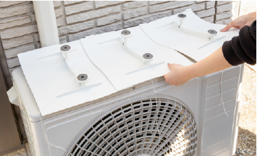 タカラ産業　熱から室外機を守る簡単マグネット取付室外機カバー　SLK85 商品画像3：ミスターエアコンＰＬＵＳ