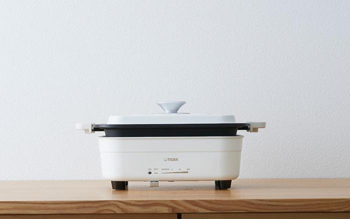 TIGER(タイガー) プレート2枚 ホットプレート CRL-A201-WC (セラミックホワイト) 商品画像2：生活家電 ディープライス
