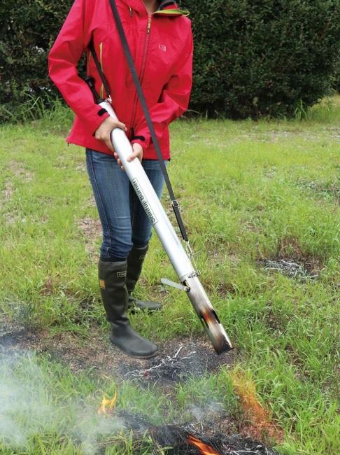 新富士バーナー KB-230 草焼きバーナー 灯油式 軽量モデル 除草 害虫駆除 商品画像2：e-tool