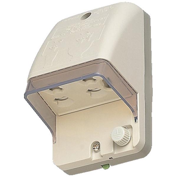 パナソニック WK4102KP フル接地防水コンセント