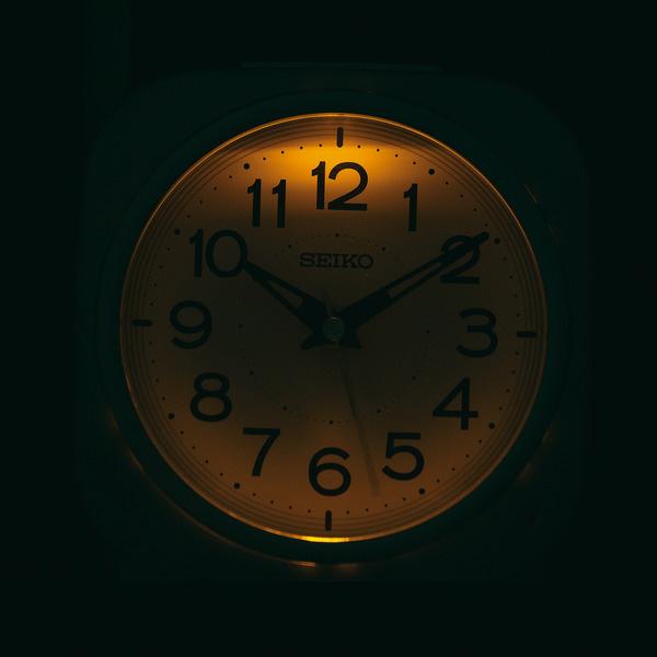 セイコー 目覚まし時計 KR519W 商品画像3：総合通販サイト 家電横丁 PLUS