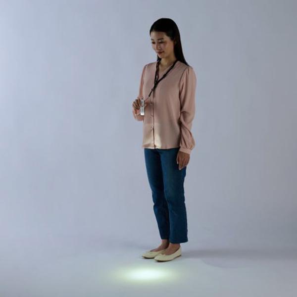 エレコム 紛失防止タグ・LEDライト搭載 スマホ連携防犯ブザー iPhone版
LGT-UCSS1WHM ナチュラルホワイト 商品画像10：総合通販サイト 家電横丁 PLUS