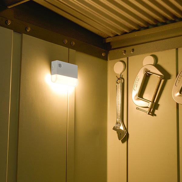 LED明暗人感センサー式ナイトライト 室内用 NIT-ALA6JSQ-WN 商品画像4：総合通販サイト 家電横丁 PLUS