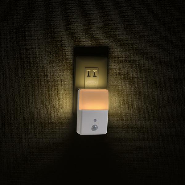 NIT-ALA6MJM-WN LEDナイトライト 明暗･人感センサー 商品画像4：総合通販サイト 家電横丁 PLUS