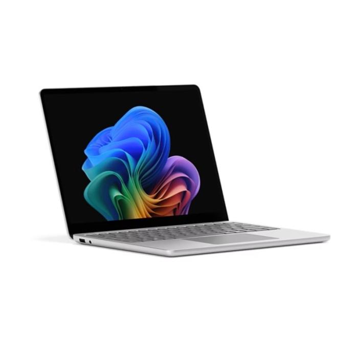 『EP2-31820』Microsoft Surface Laptop 13 インチ ノートパソコン Snapdragon X Plus X1P-42-100 16GB UFS256GB Windows11 Pro 13型 プラチナ 商品画像2：e-Sports Cafe ZERO