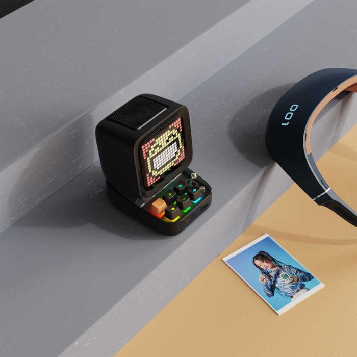 『90100058210』Divoom Ditoo Pro Bluetooth スピーカー ブラック ディブーム レトロ ピクセル アート ドット絵 商品画像8：e-Sports Cafe ZERO