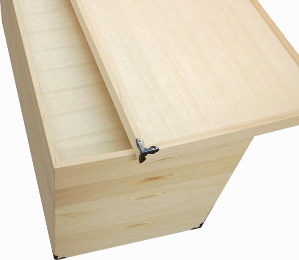 桐 衣装ケース 総桐 4段 桐 衣裳ケース 桐衣装箱 桐箱 浅浅深深 桐衣装ケース 四段 キャスター付 レギュラー 肥前桐民芸　国産品　着物 収納 ケース 桐たんす 桐タンス 桐箪笥 国産 日本製 深型 関東～九州送料無料クローゼット　大人気の桐 商品画像5：桐たんすの京都市やま