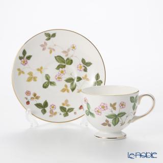 ウェッジウッド Wedgwood ワイルドストロベリー ティーカップ ソーサー リー の通販なら ブランド洋食器専門店 ル ノーブル Kaago カーゴ