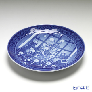 ロイヤルコペンハーゲン Royal Copenhagen イヤープレート 11年 平成23年 Waiting For Santa Claus の通販なら ブランド洋食器専門店 ル ノーブル Kaago カーゴ