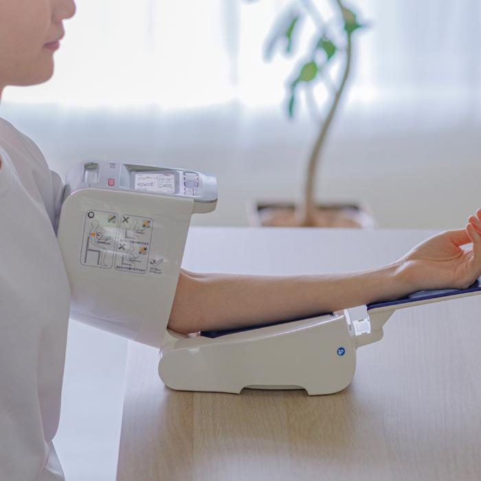 OMRON オムロン 自動血圧計 HCR-1702 スポットアーム 上腕式血圧計 商品画像4：ライフマーケット