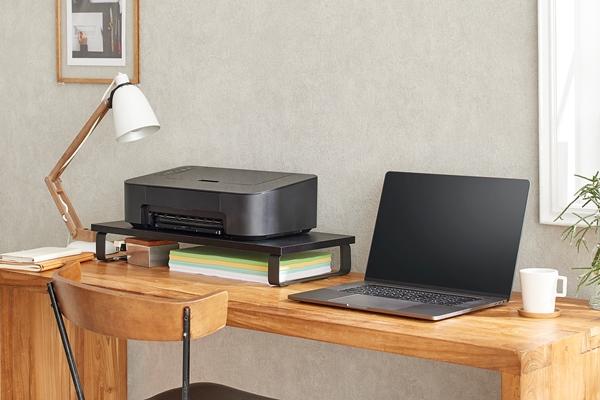 アイリスオーヤマ【机上整理】モニター台 幅59×奥行25×高さ8.6㎝ MNS-590-BK（ブラック）★【収納】 商品画像4：SAKURA MOMO