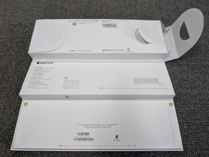 Apple Watch Series 11 GPSモデル 46mm MEUW4J/A [ジェットブラック・ブラックスポーツバンド S/M]【アウトレット 状態 S】 商品画像4：パニカウ