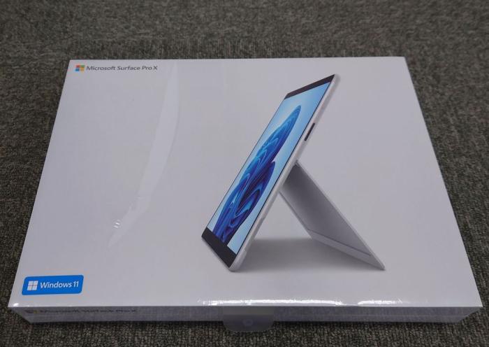 Surface Pro X E8R-00011 商品画像2：パニカウ