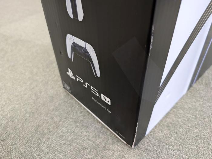PlayStation 5 Pro CFI-7000B01 [2TB] 商品画像3：パニカウ