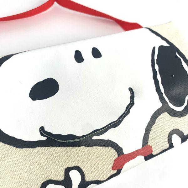 スヌーピー-Peanuts-プリントティッシュケース-カー用品-ホワイト-　-　 商品画像4：キャラグッズPERFECT WORLD TOKYO