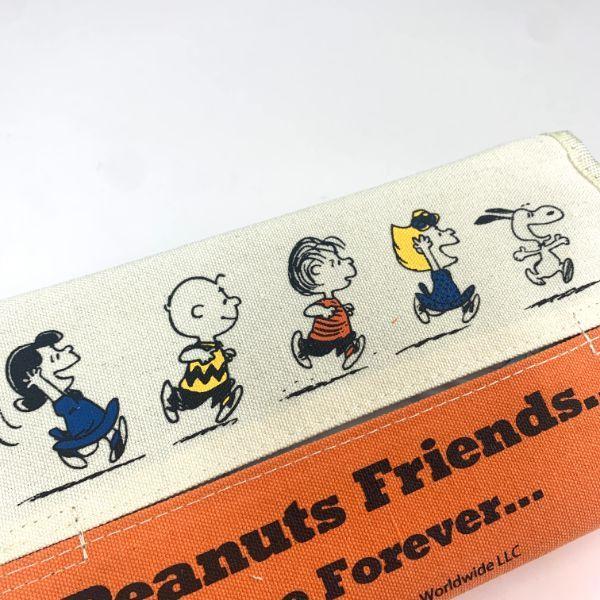 スヌーピー-Peanuts-サンバイザーティッシュケース　スヌーピー＆フレンズ-カー用品-オレンジ-　-　 商品画像4：キャラグッズPERFECT WORLD TOKYO