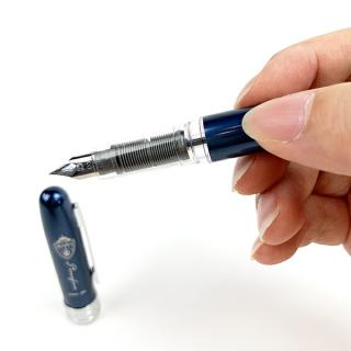 ツイステッドワンダーランド-ポムフィオーレ寮-万年筆-ペン-文房具 