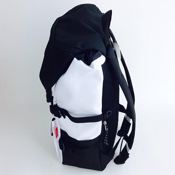 ピーナッツ-スヌーピー-3Dポケットマウンテンリュック-サーフィン-スヌーピー-デイパック-グッズ--(MCOR)(MCD) 商品画像2：キャラグッズPERFECT WORLD TOKYO