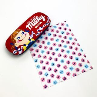 ペコちゃん-ミルキー-メガネケース-グッズ-ミルキーの包み紙のクロス