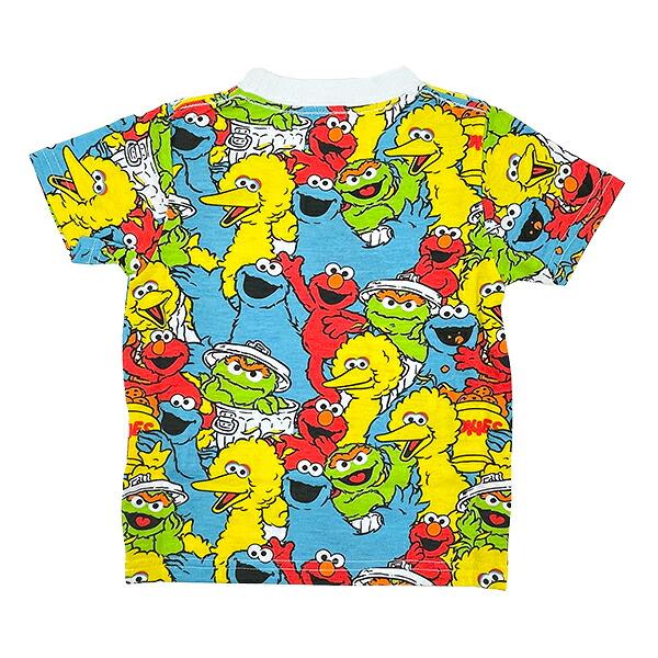セサミストリート セサミ総柄 Tシャツ(120） キッズ アパレル 商品画像3：キャラグッズPERFECT WORLD TOKYO
