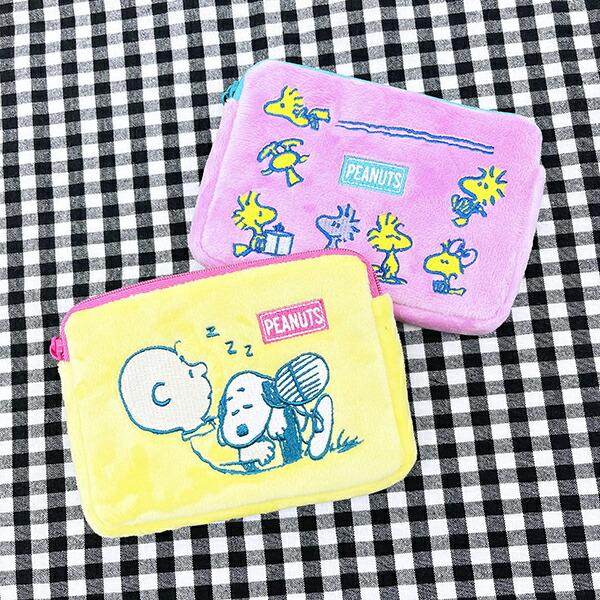 スヌーピー チャーリー・ブラウン ミニティッシュポーチ付きパスケース  SNOOPY 商品画像6：キャラグッズPERFECT WORLD TOKYO