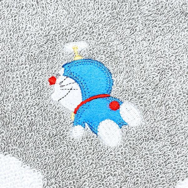 ドラえもん 雲 フェイスタオル (グレー) 商品画像2：キャラグッズPERFECT WORLD TOKYO