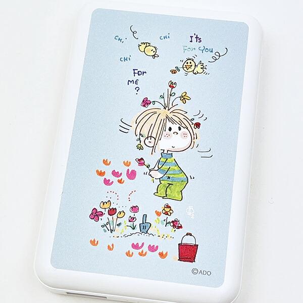 水森亜土 MagSafe対応ワイアレスリチウム充電器（5000mAh） ブルー モバイルバッテリー スマホ用品 商品画像2：キャラグッズPERFECT WORLD TOKYO