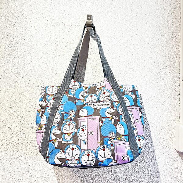 ドラえもん バルーントートバッグ グレー 商品画像4：キャラグッズPERFECT WORLD TOKYO