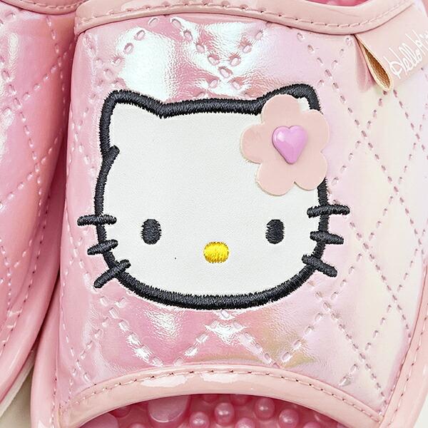 サンリオ ハローキティ 健康サンダルキルト(M) スリッパ 日本製 Sanrio 商品画像2：キャラグッズPERFECT WORLD TOKYO
