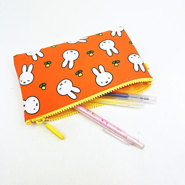 ミッフィー miffy NUU(ヌウ) シリコンポーチ (フラワーレッド) 商品画像4：キャラグッズPERFECT WORLD TOKYO