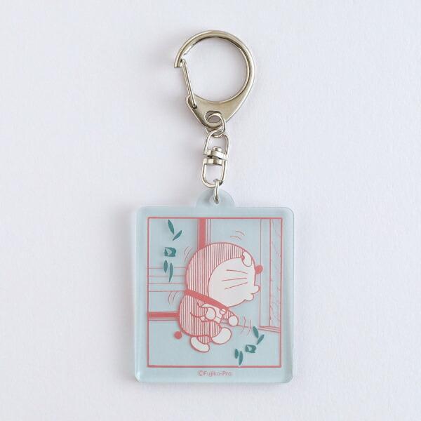 ドラえもん アクリルキーホルダー (ブルー) 日本製 商品画像2：キャラグッズPERFECT WORLD TOKYO