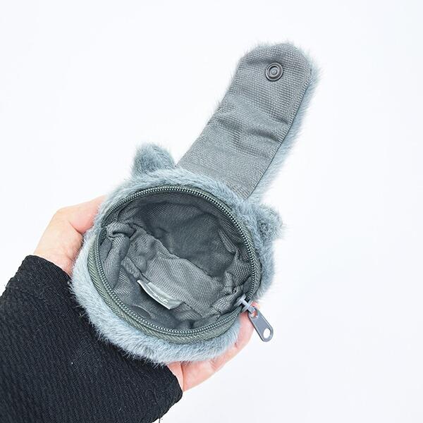 ディズニー ルシファー カラビナ付きふわミニポーチ グレー Disney 商品画像4：キャラグッズPERFECT WORLD TOKYO