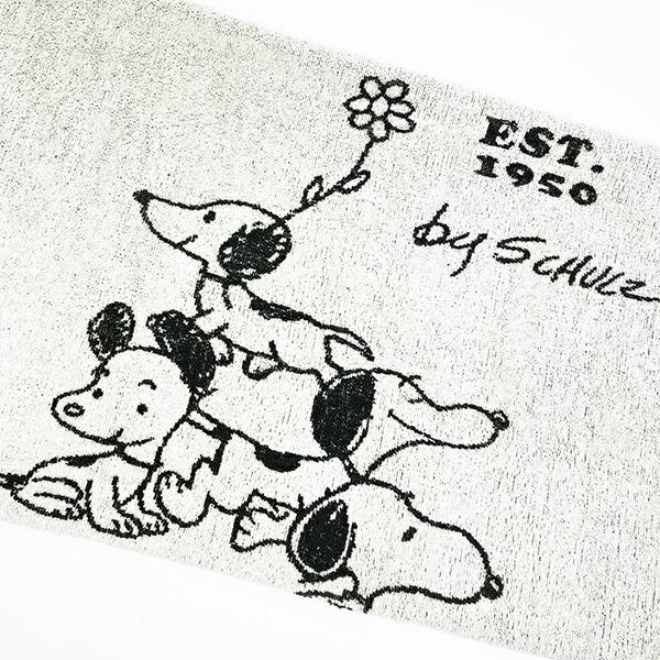 スヌーピー のびのびピローケース 75thツリー レッド 枕カバー 寝具 パイル地 75th SNOOPY 商品画像2：キャラグッズPERFECT WORLD TOKYO