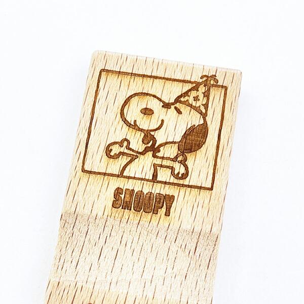 スヌーピー 木の箸置き (はしおき) パーティー 食器 PEANUTS 75th 日本製 SNOOPY 商品画像2：キャラグッズPERFECT WORLD TOKYO