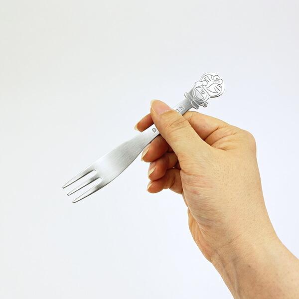 ドラえもん ステンレスフォーク(M) 食器 キッチン カトラリー 日本製 商品画像3：キャラグッズPERFECT WORLD TOKYO