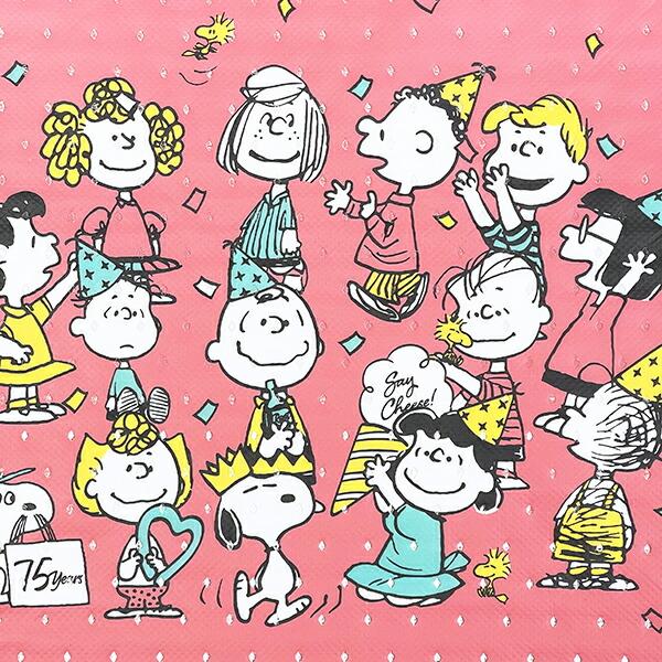 スヌーピー 不織布ランチバッグ ピンク ランチ PEANUTS 75th Anniversary SNOOPY 商品画像2：キャラグッズPERFECT WORLD TOKYO