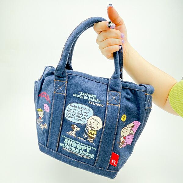 スヌーピー 刺繍ランチトートバッグ ネイビー ROOTOTE ルートート コラボ SNOOPY 商品画像5：キャラグッズPERFECT WORLD TOKYO