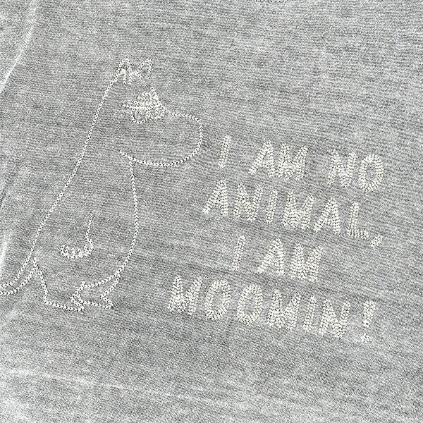 ムーミン ピグメント刺繍Tシャツ(L) グレー アパレル MOOMIN 商品画像2：キャラグッズPERFECT WORLD TOKYO