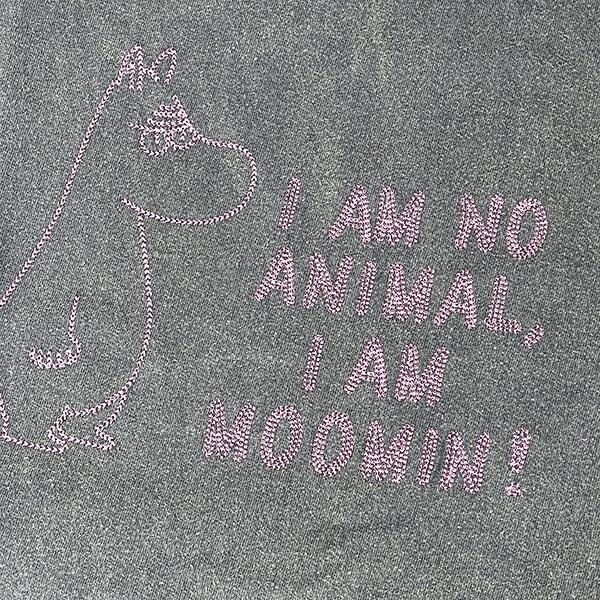 ムーミン ピグメント刺繍Tシャツ(L) ネイビー アパレル MOOMIN 商品画像2：キャラグッズPERFECT WORLD TOKYO