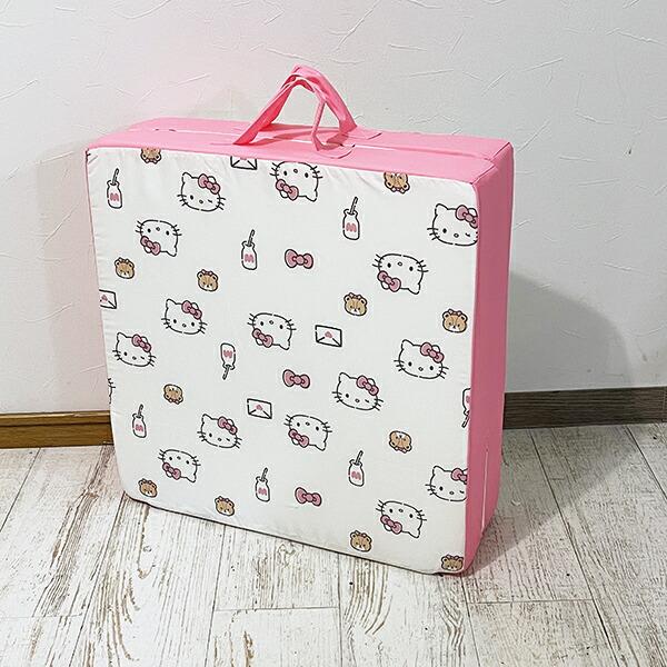 サンリオ ハローキティ 2WAYフロアクッション マット ベビー Sanrio 商品画像3：キャラグッズPERFECT WORLD TOKYO