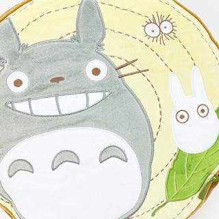 スタジオジブリ となりのトトロ まるたクッションの通販なら