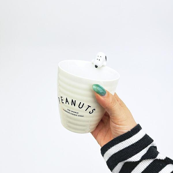 スヌーピー フィギュア付湯のみ (アイボリー) コップ SNOOPY 商品画像4:キャラグッズPERFECT WORLD TOKYO