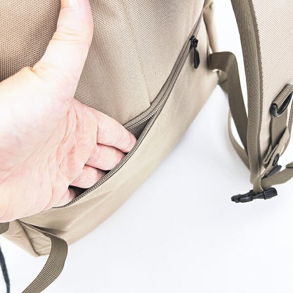 スヌーピー スマートデイパック リュック バッグ ベージュ RE-PET SNOOPY 商品画像6：キャラグッズPERFECT WORLD TOKYO