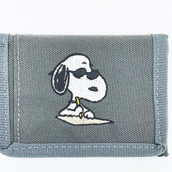 スヌーピー 二つ折りコインポーチ グレー SNOOPY 商品画像2：キャラグッズPERFECT WORLD TOKYO