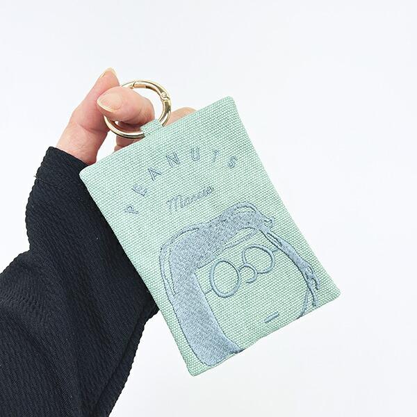 スヌーピー マーシー カラビナ付きミニポーチ (グリーン) SNOOPY 商品画像5：キャラグッズPERFECT WORLD TOKYO