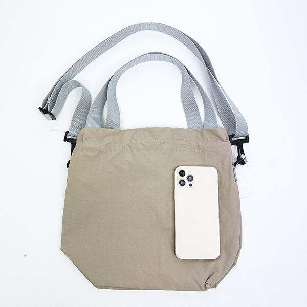 スヌーピー チャーリーブラウン 巾着ショルダーバッグ ベージュ SNOOPY 商品画像3：キャラグッズPERFECT WORLD TOKYO