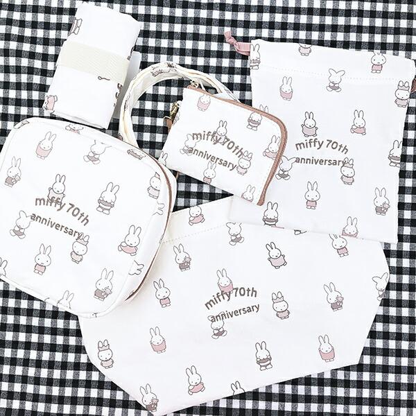 ミッフィー miffy 70th デイリーポーチ 70周年ヒストリー 定期入れ パスケース 定期入れ 商品画像5：キャラグッズPERFECT WORLD TOKYO