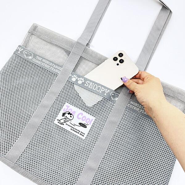スヌーピー ラバメッシュ ワイドトートバッグ (グレー) SNOOPY 商品画像4：キャラグッズPERFECT WORLD TOKYO