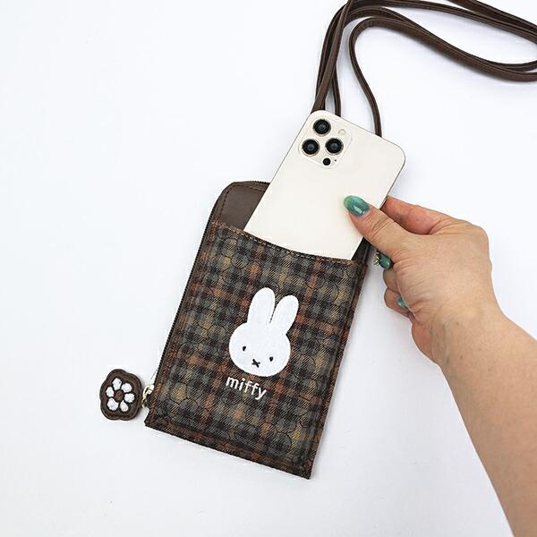 ミッフィー miffy スマホショルダーポーチ (ブラウン) キルティングチェックシリーズ 商品画像3：キャラグッズPERFECT WORLD TOKYO