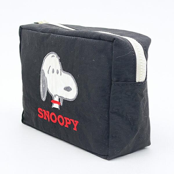 スヌーピー アップリケ刺繍 スクエアポーチ ブラック SNOOPY 商品画像3：キャラグッズPERFECT WORLD TOKYO